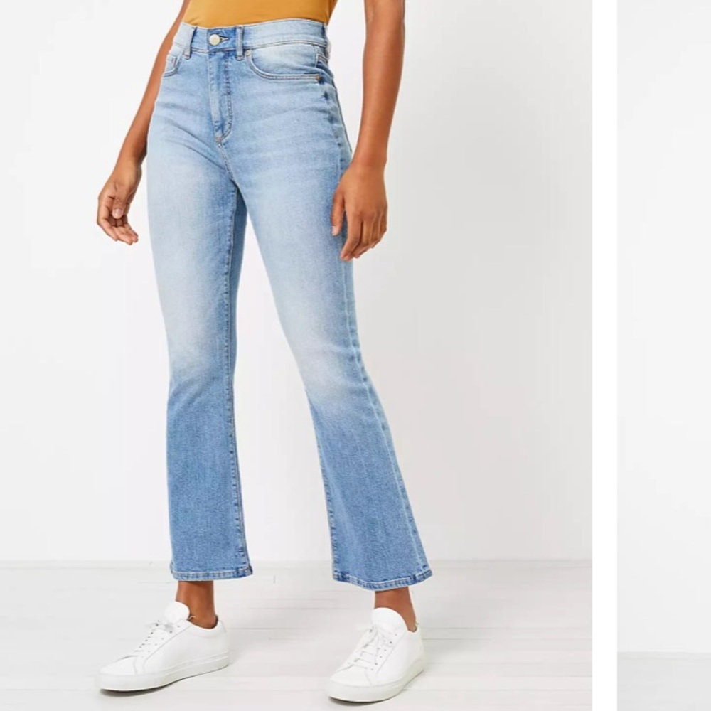 NWT - Loft Petite Maternity Kick Crop Jean